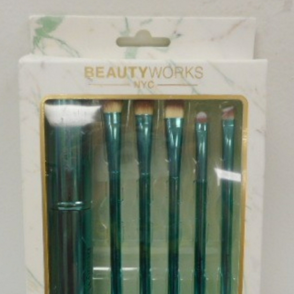 Makeup brush set